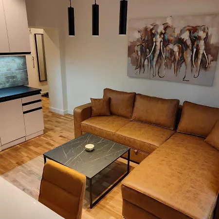Apartment Center Dorcol Square